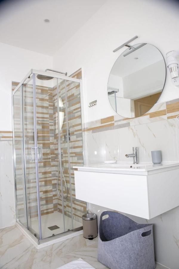 Quinto Apartments Bari Eksteriør billede