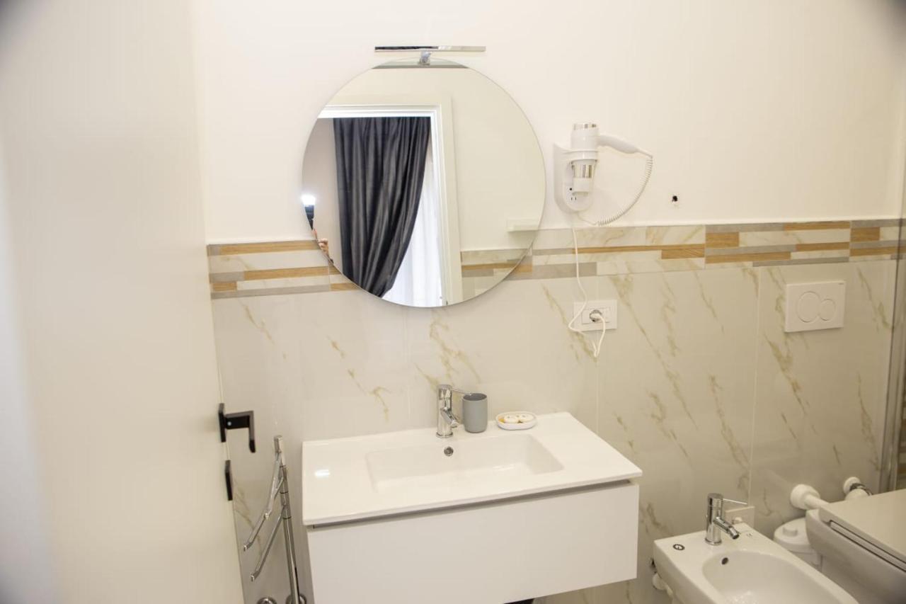 Quinto Apartments Bari Eksteriør billede